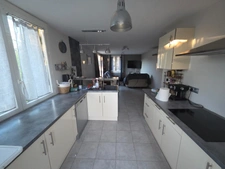  Dpt Gard (30), à vendre secteur Chantilly belle maison 84m² habitable sur un terrain clos de 469m² et 85m² environ supplémentaires aménageable et garage. 