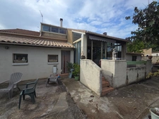 Dpt Gard (30), Saint Christol les ales, belle villa 5 chambres d'environ 140m² environ sur un terrain clos de 964m² + 2 garages et piscine.