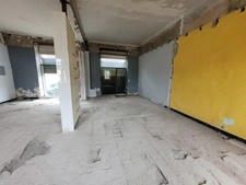 Local/bureau à vendre LA GRAND COMBE (30) Local d'activité 75M² environ 