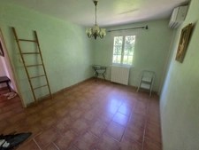 Cendras (30) secteur les Bedos à moins de 10 minutes d'ales, très belle villa 2005 d'environ 130m² sur un terrain clos et arboré de 902 m².