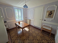 ALES (30)A vendre secteur Chantilly belle maison 5 chambres entierement rénovée d'environ 140m² habitable sur un terrain clos de 500m².