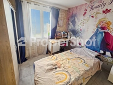  Dpt Gard (30), à vendre secteur Chantilly belle maison 84m² habitable sur un terrain clos de 469m² et 85m² environ supplémentaires aménageable et garage. 