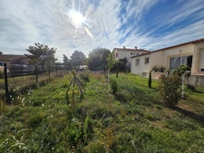 Bagard (30) très belle villa d'environ 102m² construction 2019 sur un terrain clos et arboré de 833 m².