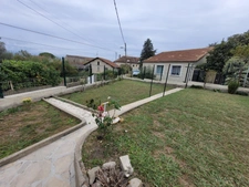 Dpt Gard (30), à vendre ALES quartier Chantilly maison 1940 de 102m² environ + terrain 469m2 environ 