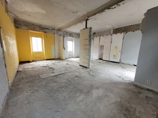 Local/bureau à vendre LA GRAND COMBE (30) Local d'activité 75M² environ 