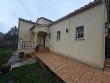 Cendras (30) secteur les Bedos à moins de 10 minutes d'ales, très belle villa 2005 d'environ 130m² sur un terrain clos et arboré de 902 m².