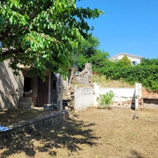 Dpt Gard (30), à vendre ALES immeuble de rapport 163m2 environ à rénover + terrain 300m² environ.