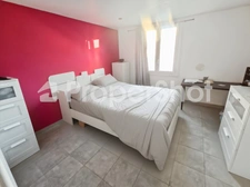  Dpt Gard (30), à vendre secteur Chantilly belle maison 84m² habitable sur un terrain clos de 469m² et 85m² environ supplémentaires aménageable et garage. 