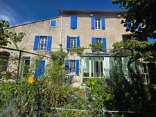 ALES (30)A vendre secteur Chantilly belle maison 5 chambres entierement rénovée d'environ 140m² habitable sur un terrain clos de 500m².