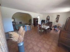 Cendras (30) secteur les Bedos à moins de 10 minutes d'ales, très belle villa 2005 d'environ 130m² sur un terrain clos et arboré de 902 m².