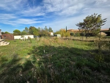 Bagard (30) très belle villa d'environ 102m² construction 2019 sur un terrain clos et arboré de 833 m².