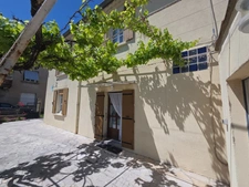 Dpt Gard (30), à vendre ALES quartier Chantilly maison 1940 de 102m² environ + terrain 469m2 environ 