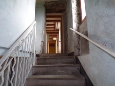 Dpt Gard (30), à vendre SAINT FLORENT SUR AUZONNET  idéal investisseur  immeuble de rapport à rénover 220 m² environ et terrain 1085m²