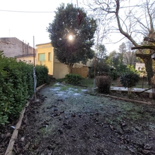 Dpt Gard (30), à vendre ALES Menudiere maison en pierre à rénover d'environ 134 m² sur terrain de 2200 m² 