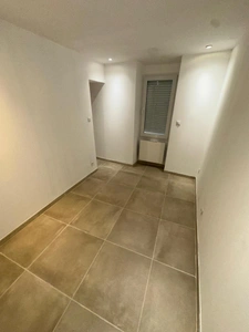 ALES (30) secteur Rochebelle, idéal investisseur immeuble de rapport de 150m² habitable environ et terrasse privative d'environ 15m2.
