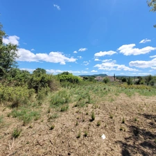 Allègres les Fumade (30) terrain à bâtir d'une superficie de 550m2 environ.