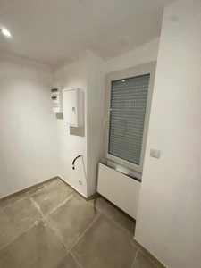 ALES (30) secteur Rochebelle, idéal investisseur immeuble de rapport de 150m² habitable environ et terrasse privative d'environ 15m2.