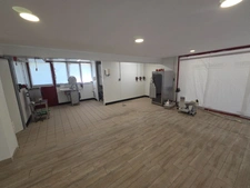 à vendre (30)Dpt Gard (30), MEJANNES LE CLAP local commercial 86m2 environ idéal métiers de bouches sur emplacement N°1
