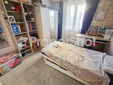  Dpt Gard (30), à vendre secteur Chantilly belle maison 84m² habitable sur un terrain clos de 469m² et 85m² environ supplémentaires aménageable et garage. 