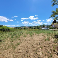Allègres les Fumade (30) terrain à bâtir d'une superficie de 550m2 environ.