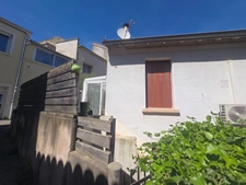 SAINT MARTIN DE VALGALGUES (30) idéal investisseur maison mitoyennes 91m² environ sur une parcelle de 175m² en centre ville.