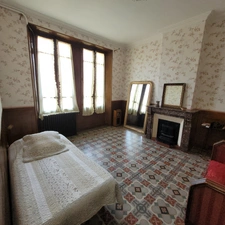 Dpt Gard (30), à vendre ALES immeuble de rapport 163m2 environ à rénover + terrain 300m² environ.