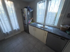  Dpt Gard (30), à vendre secteur Chantilly belle maison 84m² habitable sur un terrain clos de 469m² et 85m² environ supplémentaires aménageable et garage. 
