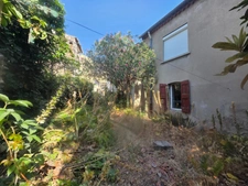 SAINT MARTIN DE VALGALGUES (30) idéal investisseur maison mitoyennes 91m² environ sur une parcelle de 175m² en centre ville.