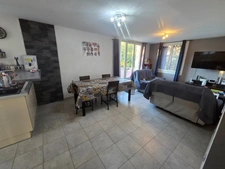  Dpt Gard (30), à vendre secteur Chantilly belle maison 84m² habitable sur un terrain clos de 469m² et 85m² environ supplémentaires aménageable et garage. 