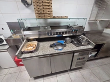 SAINT JULIEN LES ROSIERS (30) idéal reprise ou première affaire, à vendre Fonds de commerce pizzeria à emporter clé en mains.