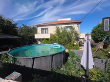  Dpt Gard (30), à vendre secteur Chantilly belle maison 84m² habitable sur un terrain clos de 469m² et 85m² environ supplémentaires aménageable et garage. 