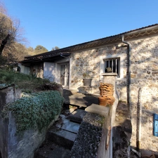 Dpt Gard (30), à vendre ALES Menudiere maison en pierre à rénover d'environ 134 m² sur terrain de 2200 m² 