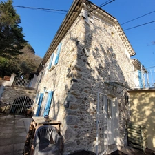Dpt Gard (30), à vendre ALES Menudiere maison en pierre à rénover d'environ 134 m² sur terrain de 2200 m² 