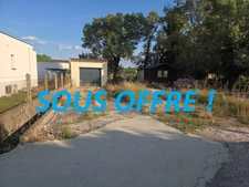 ALES, idéal investisseur ou artisan, terrain à bâtir d'une superficie de 239m² et garage independant 24m² environ