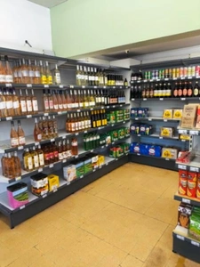 ALES (30) À vendre – Fonds de commerce Épicerie dans un local de 167m².