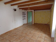 Dpt Gard (30), à vendre SAINT FLORENT SUR AUZONNET  idéal investisseur  immeuble de rapport à rénover 220 m² environ et terrain 1085m²
