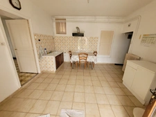 Dpt Gard (30), à vendre ALES quartier Chantilly maison 1940 de 102m² environ + terrain 469m2 environ 