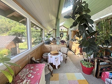 Compromis appartement - maison familiale de 143m² au sol, proche du lac