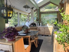 Compromis appartement - maison familiale de 143m² au sol, proche du lac
