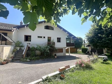 Compromis appartement - maison familiale de 143m² au sol, proche du lac