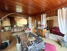Compromis appartement - maison familiale de 143m² au sol, proche du lac
