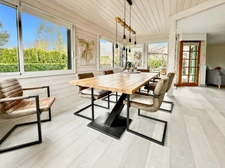 Dpt Ain (01), à vendre DIVONNE LES BAINS maison P5 de 179 m² - Terrain de 977,00 m² 