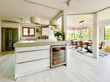 Dpt Ain (01), à vendre DIVONNE LES BAINS maison P5 de 179 m² - Terrain de 977,00 m² 