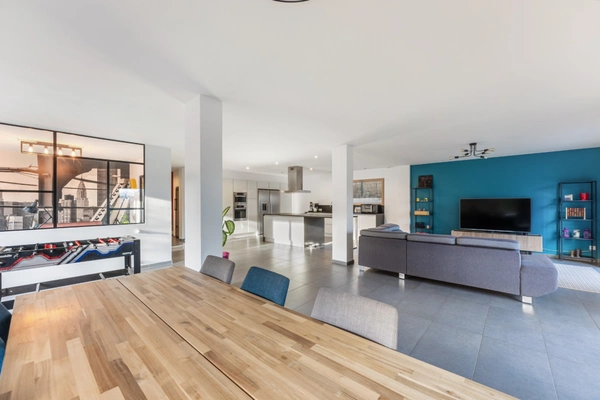 Maison à vendre 6 pièces DIVONNE LES BAINS (01)