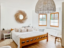 Dpt Ain (01), à vendre DIVONNE LES BAINS maison P5 de 179 m² - Terrain de 977,00 m² 