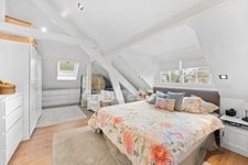 House for sale 6 rooms DIVONNE LES BAINS (01) - full mezzanine, garage, cellar, laundry room, garden