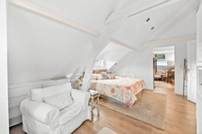 House for sale 6 rooms DIVONNE LES BAINS (01) - full mezzanine, garage, cellar, laundry room, garden