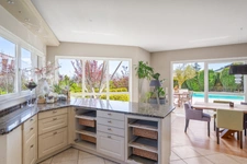 Maison à vendre 7 pièces DIVONNE LES BAINS (01)