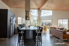 MIOS - Maison d'architecte aux prestations de qualité - 6 pieces avec garage et piscine