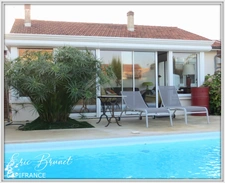 VILLENAVE D'ORNON - maison rénovée de 98 m² avec piscine + studio indépendant de 20 m²